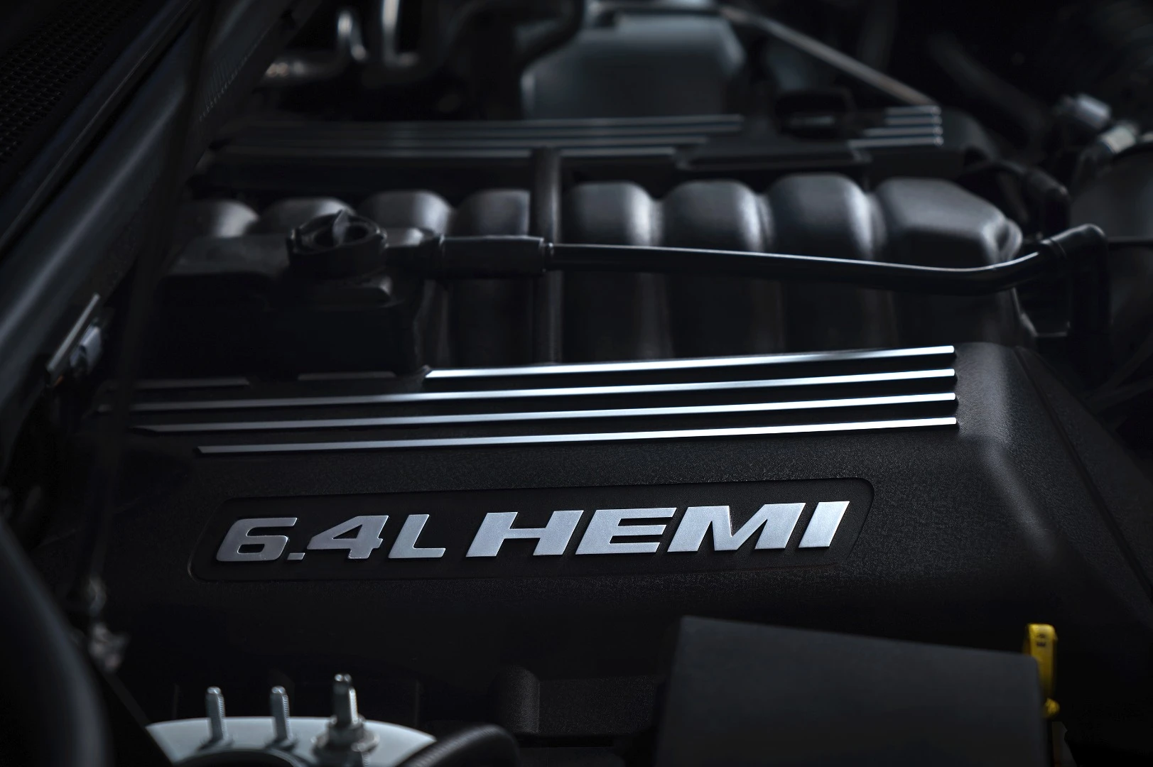 This big 6.4 produces 475 horsepower and 470 lb-ft of torque
