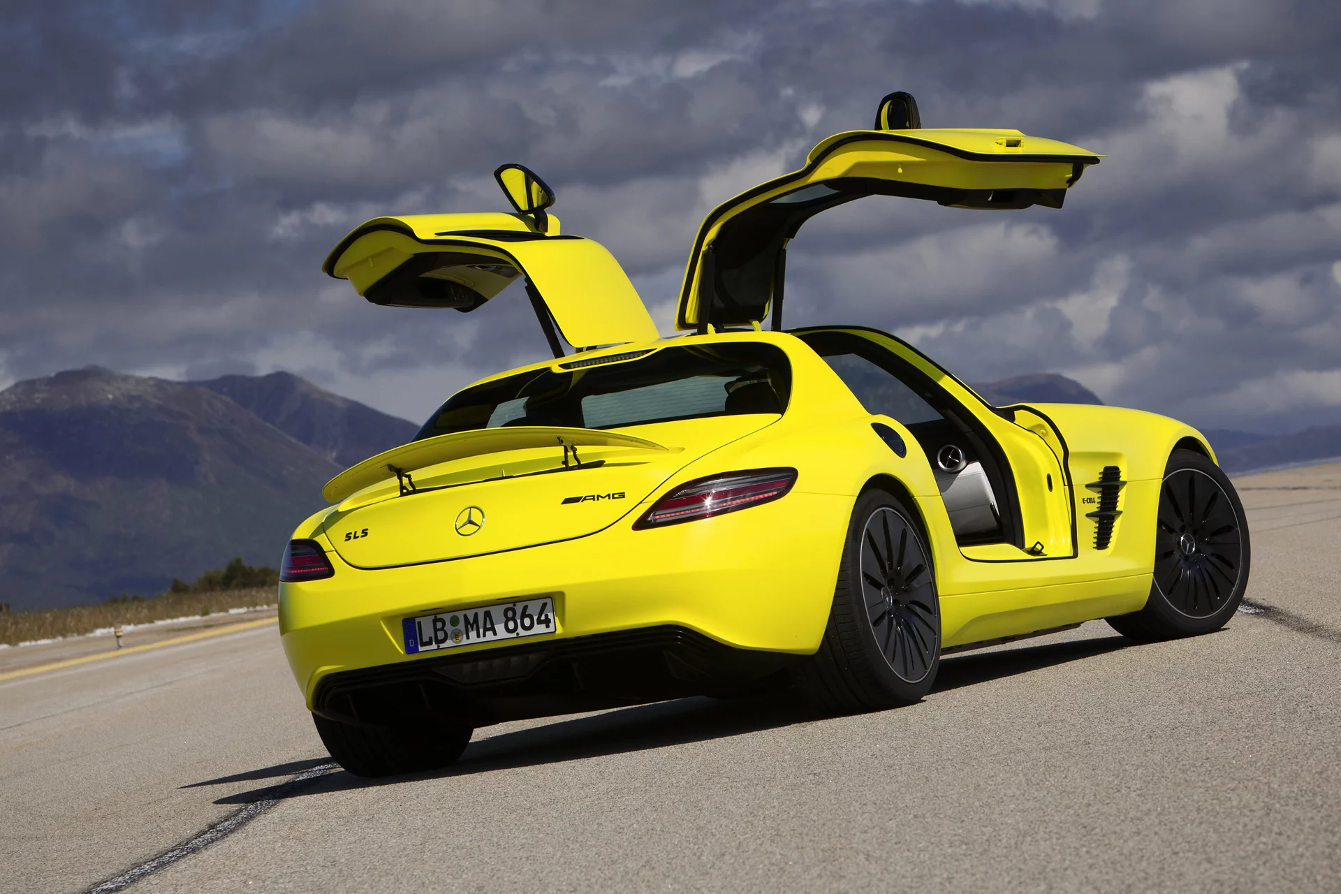 The Mercedes-Benz SLS AMG E-Cell