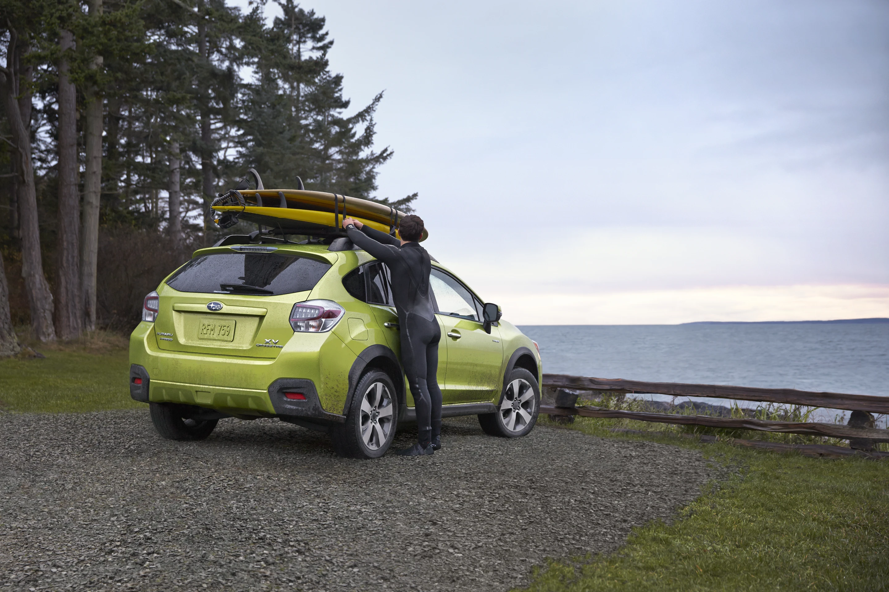 Chassis modifications were made to improve the hybrid's handling and ride in light of the added weight