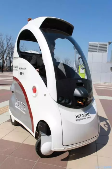 Hitachi's ROPITS is a single-seater urban vehicle that drives all by itself