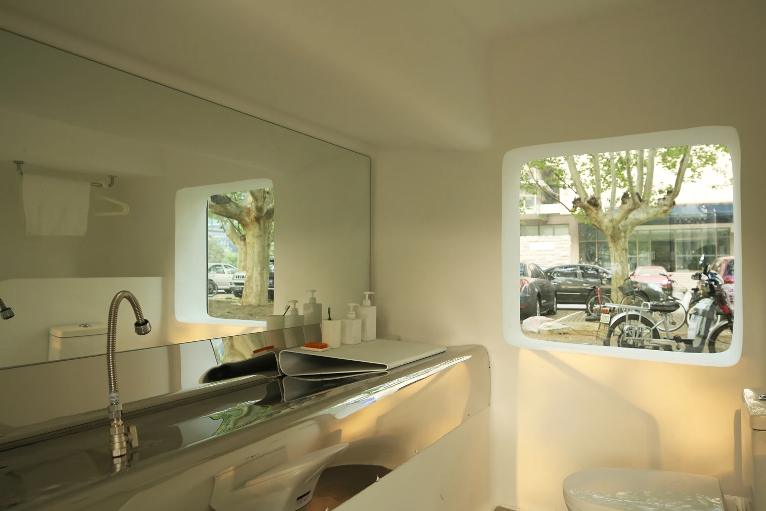 Micro-house features a complete bathroom