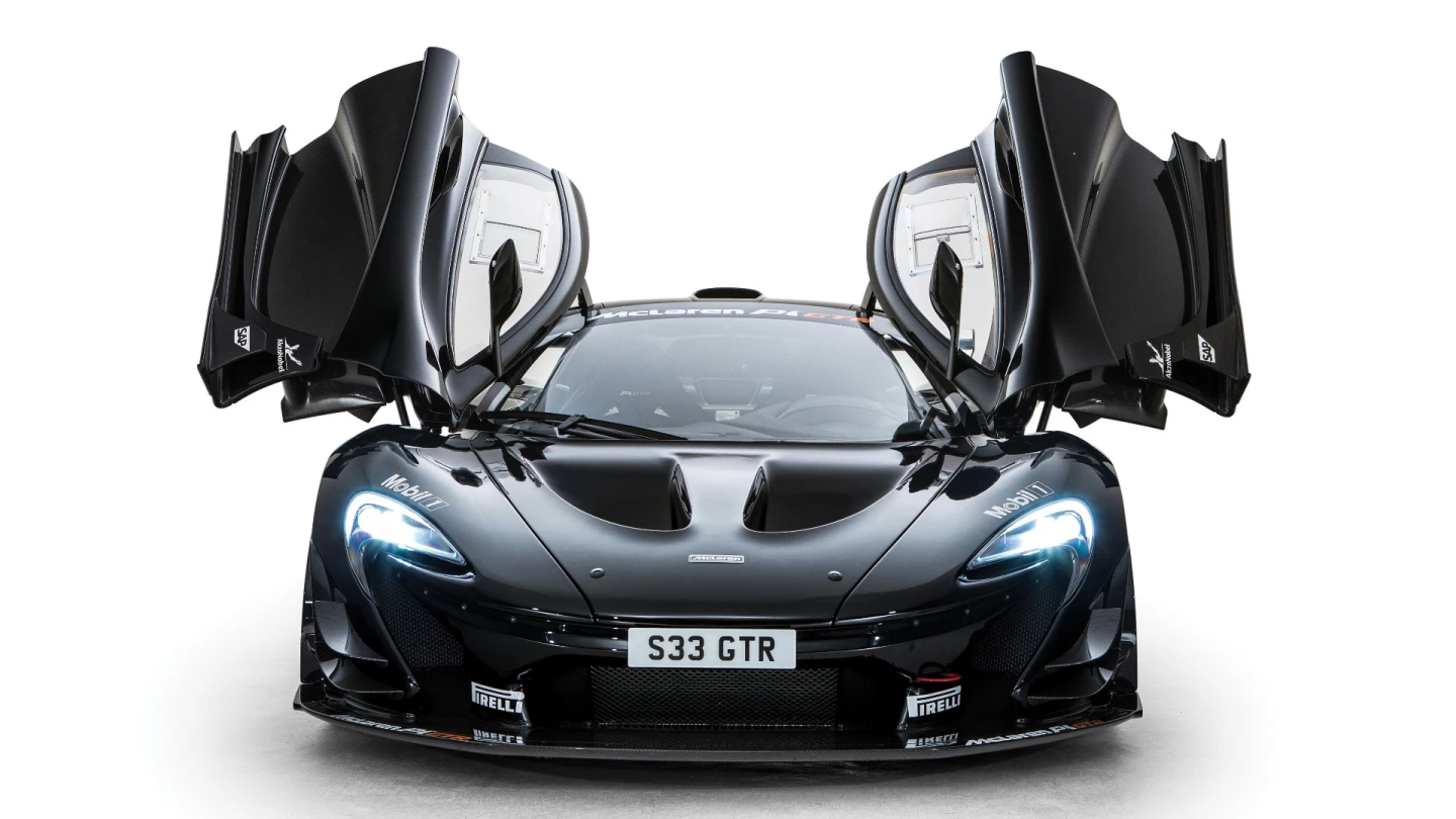 Now this is one of those inexplicable things that happen at auction. On the day before the auction, McLaren announced that the limited-production (only five were built) 986 hp McLaren P1 LM had lapped the 20.8 km Nürburgring Nordschleife circuit faster than any other production car had ever done before with a time of 6:43.2. Bidding went to €2,850,000 against an estimate of €3,200,000 to €3,600,000, and it was passed in. Auction Link