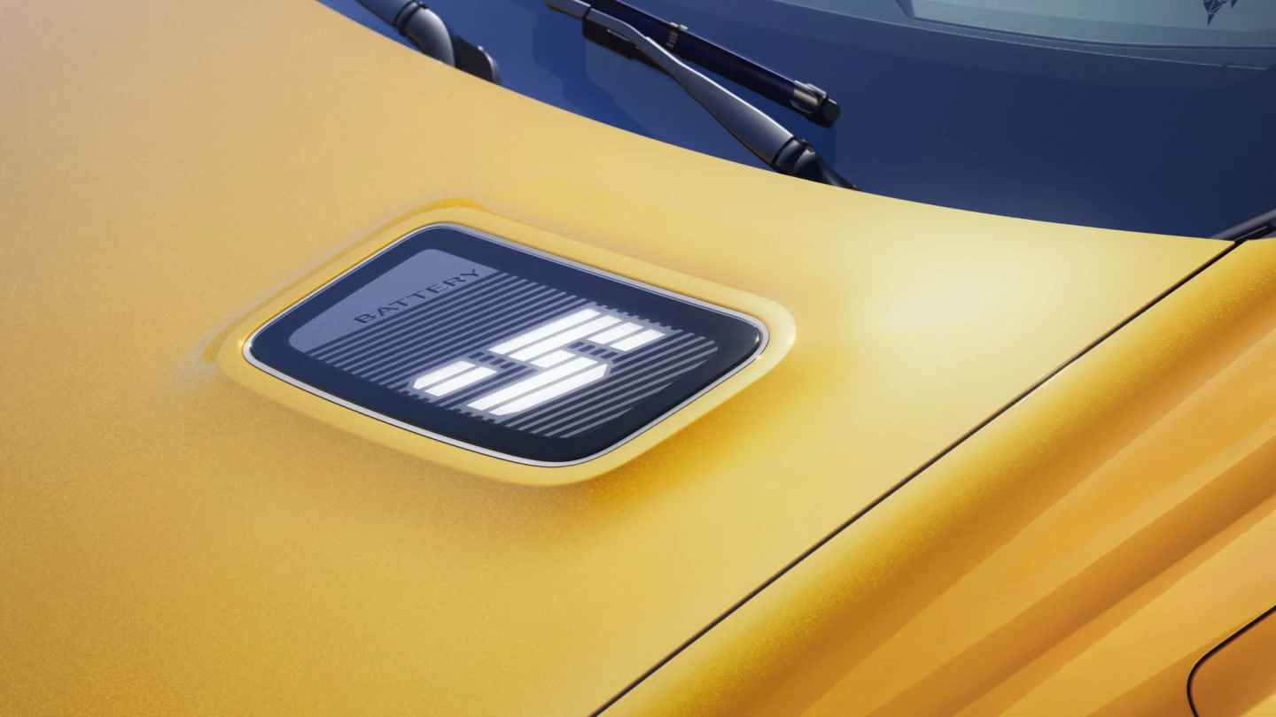 The hood vent of old is now a battery status indicator