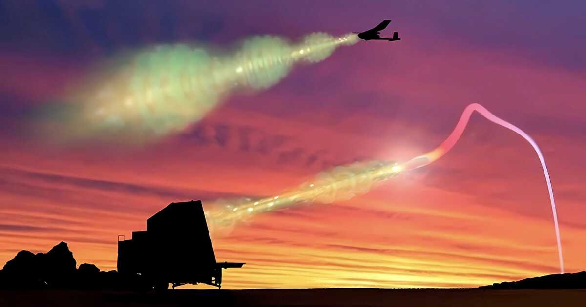 Raytheon to build microwave weapon antennas for US Air Force and Navy