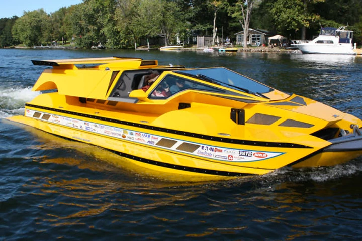 The Dobbertin HydroCar on a test-launch