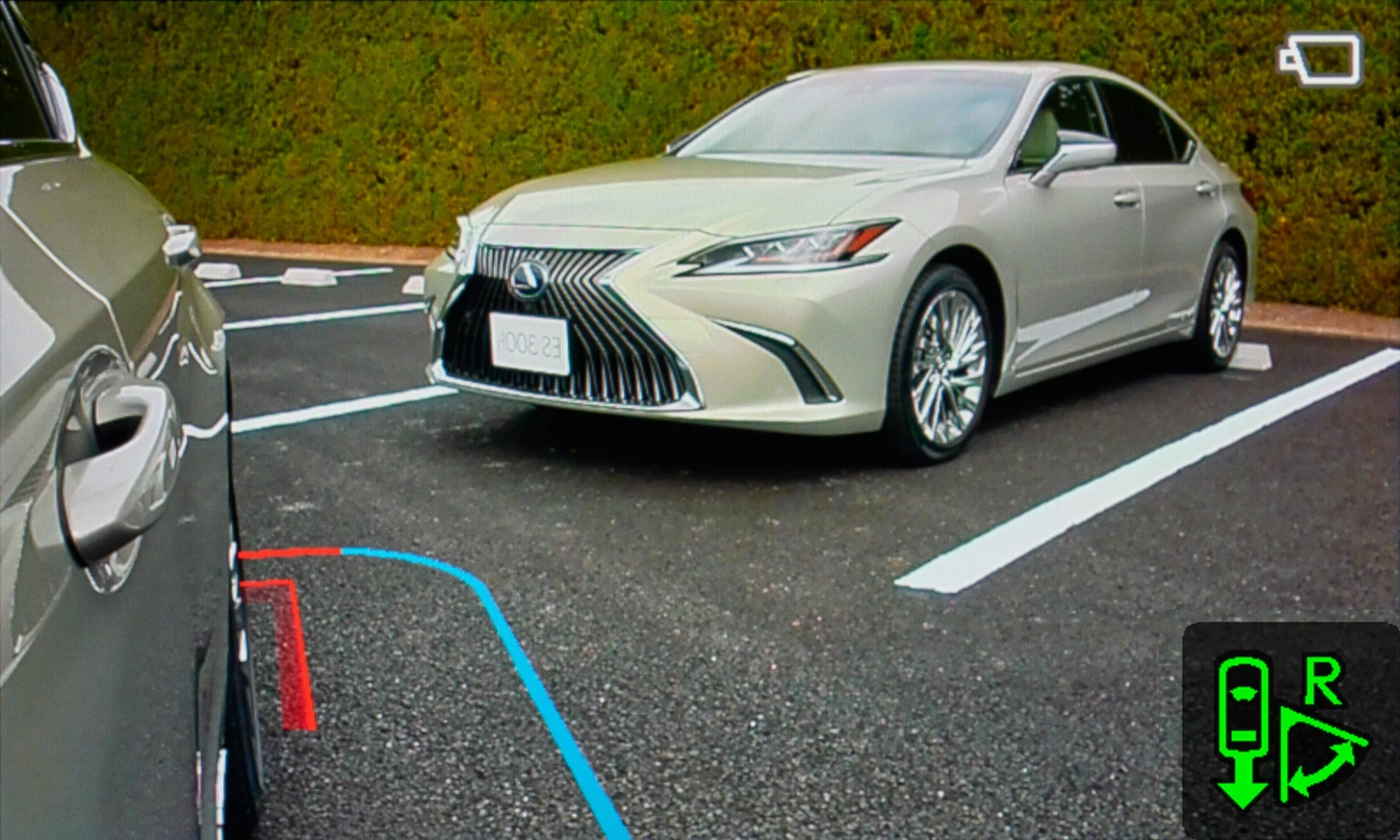 Handy lines tell you what's a safe distance from other parked cars