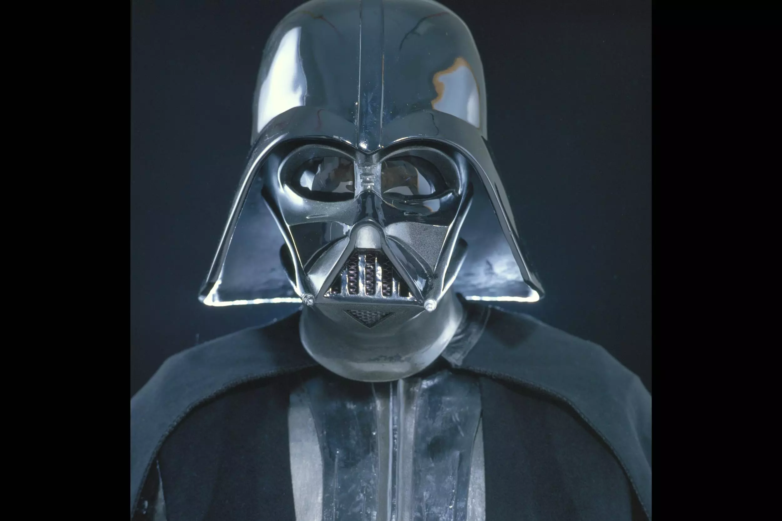 Darth Vader Costume from Star Wars: A New Hope (1977) | Estimate: $150,000 to $250,000 | Propstore Entertainment Memorabilia Live Auction | Los Angeles | 26 & 27 August 2020