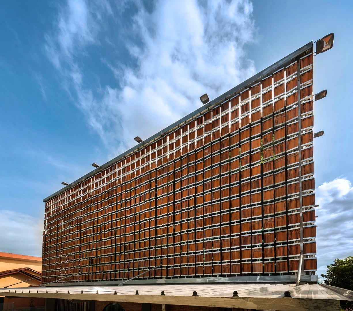 The terracotta tiles reduce solar heat gain