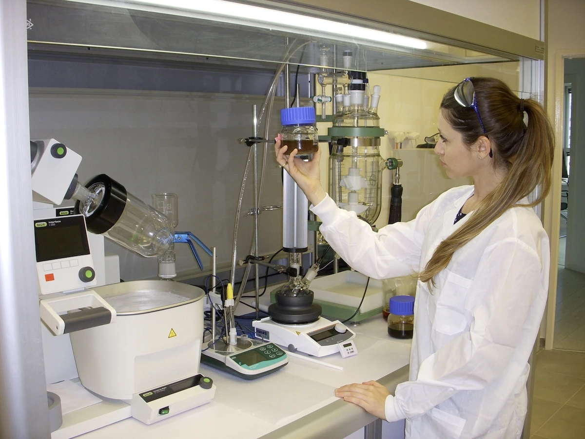 Dotz Nano is developing its graphene quantum dots based on a production method created in the Tour Lab Group at Rice University