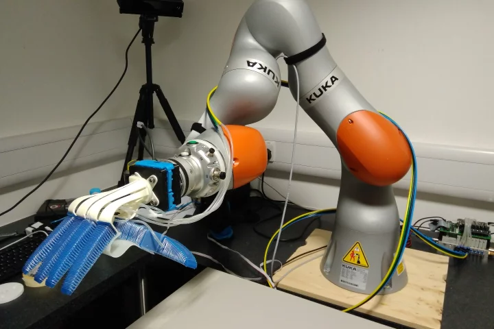 The RBO Softhand 2 is designed not to ruin fresh fruit and vegetables