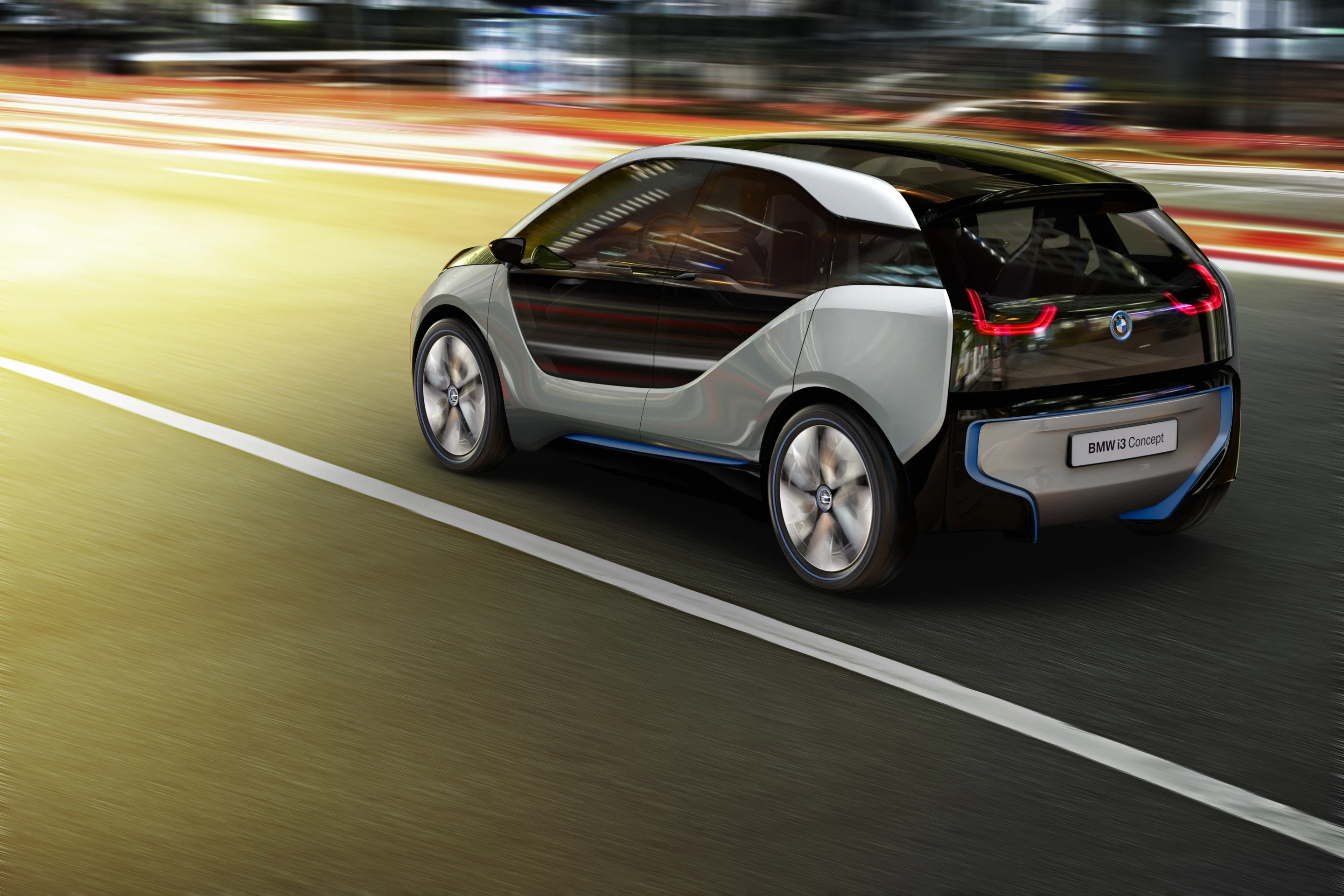 The 2011 i3 shares styling, engineering and drive components with the i8
