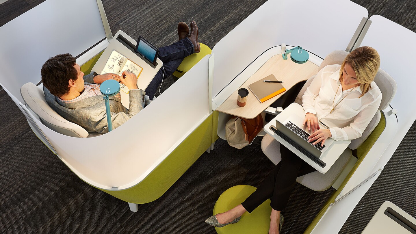 Aside from its focus on cutting out distractions and saving space, the workspace is also designed to keep users comfortable throughout the day