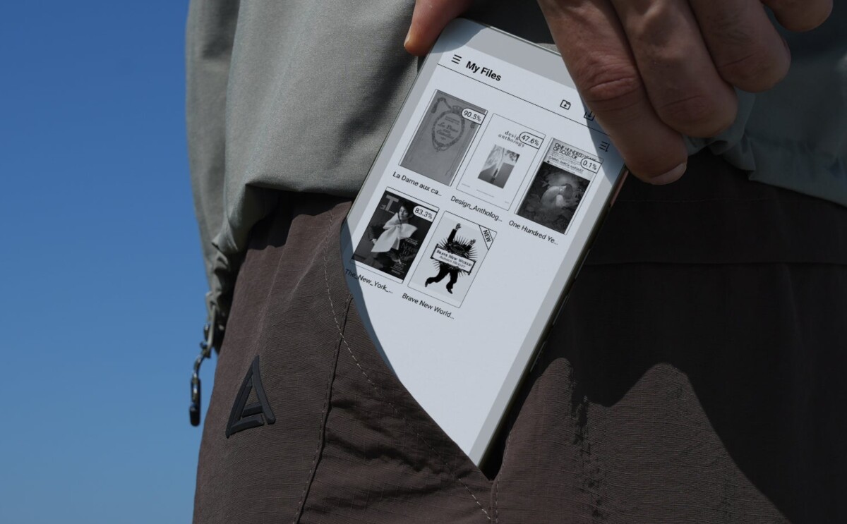 4G e-reader puts on-page AI assistance in your pocket