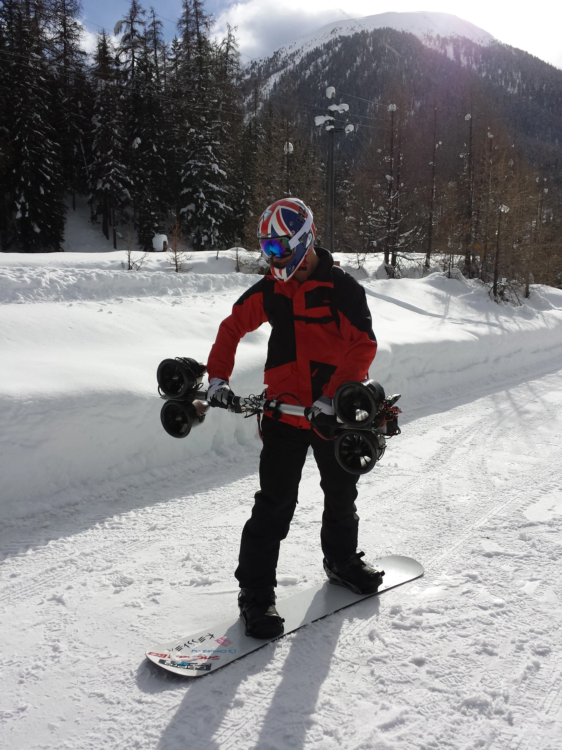 Pro snowboarder Jamie Barrow takes the four-thruster system to the snow
