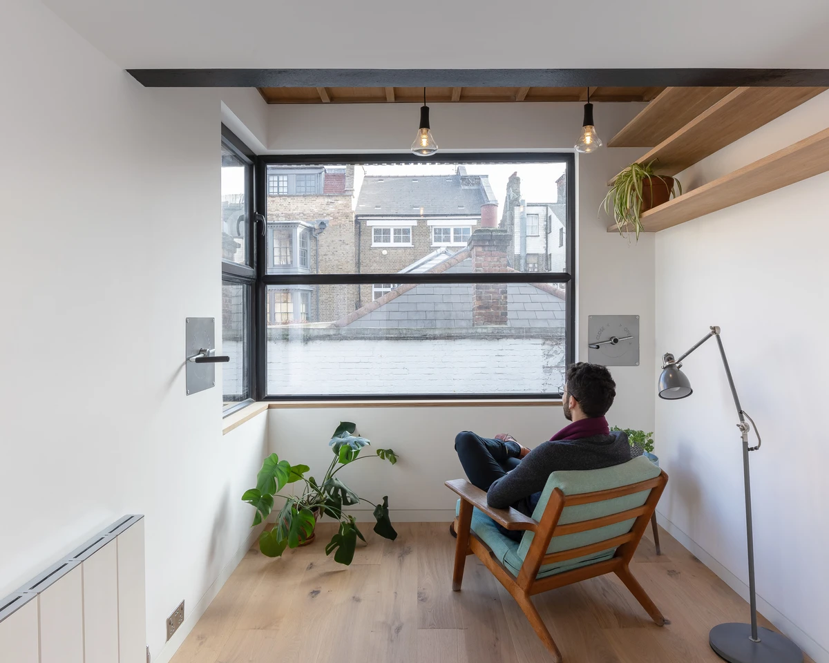 Black Box is situated in a cramped London plot