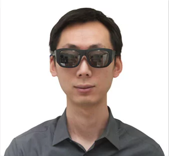 Before we get too excited, the iOptik system does not offer a solution for potential stigma attached to the less than discreet Google Glass, as it too requires a pair of glasses to function