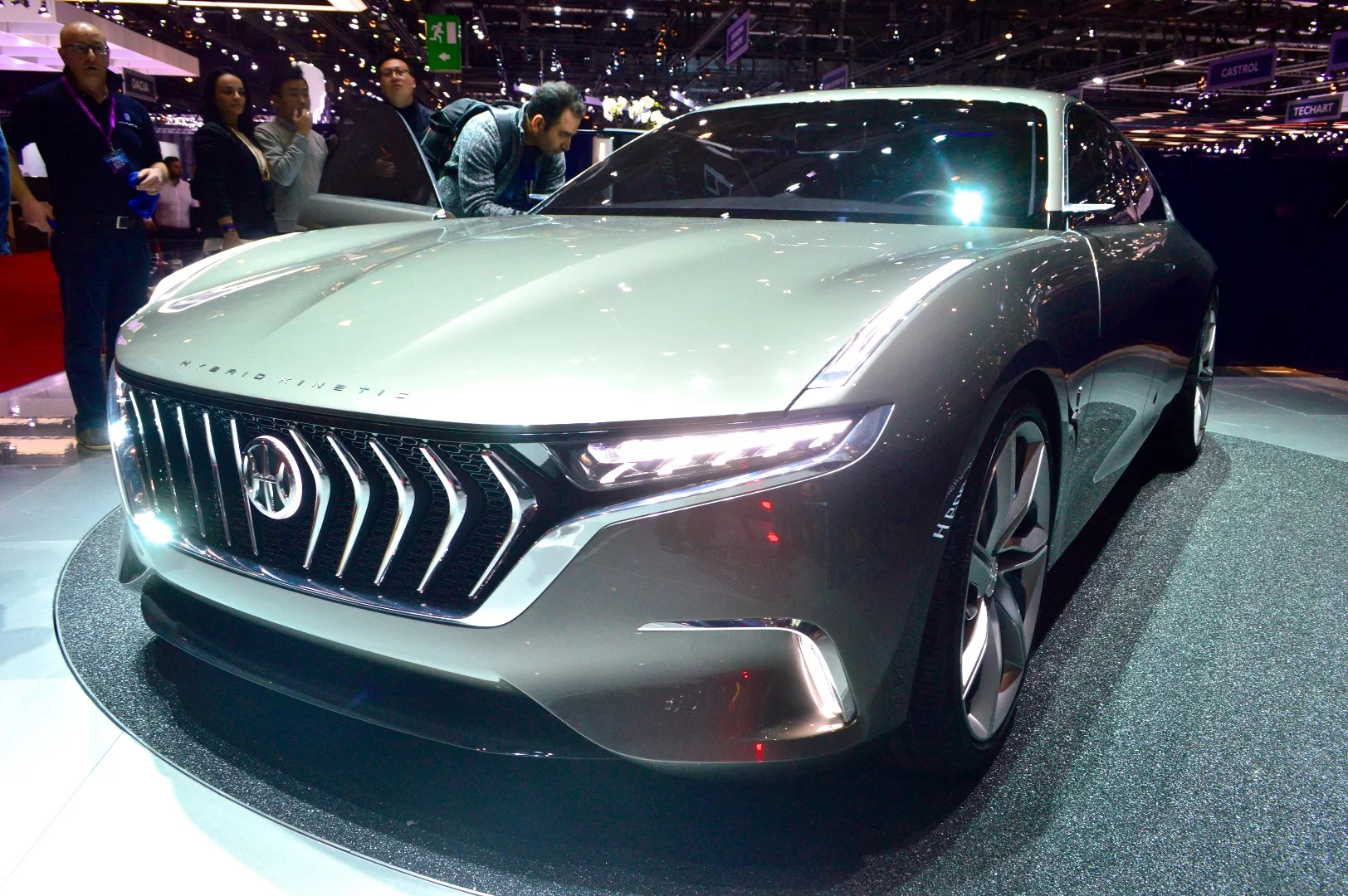 The H600 is defined by its bold grille and smooth luxury car lines