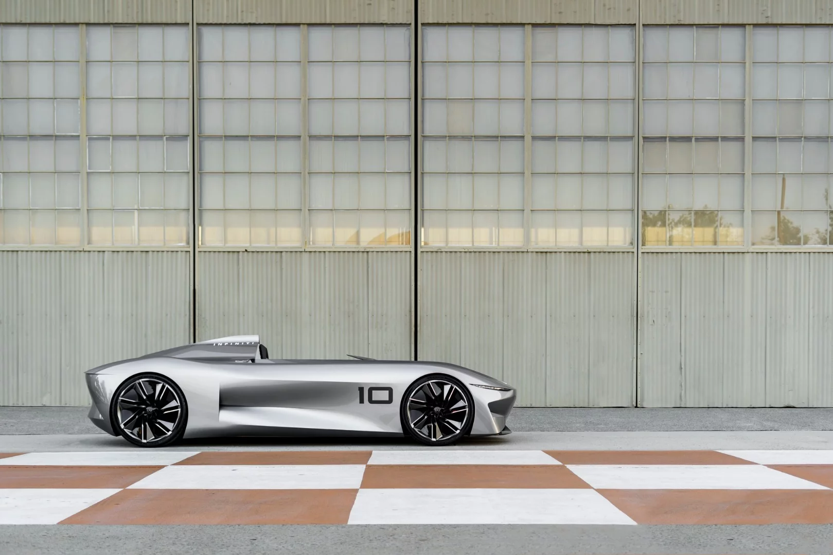 Infiniti Concept 10: a pretty wicked looker