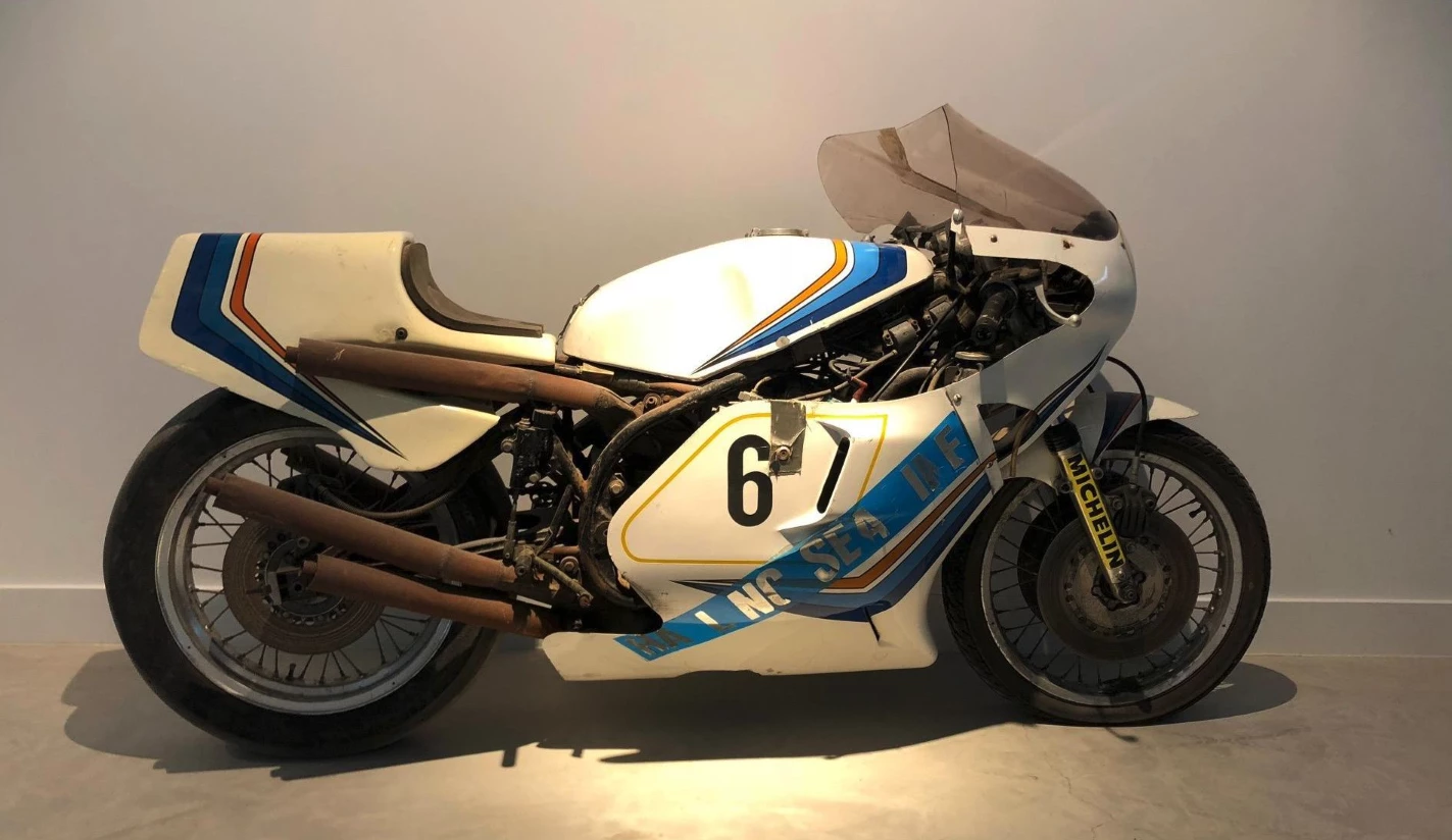 Few motorcycles have had as much impact as the Yamaha TZ750. Though the FIM's Formula 750 was intended to be a class for production motorcycles, Yamaha homologated enough TZ750s to run in and dominate the class for a decade, with this TZ750 being the final 'F' version. Great buying at just $31,762. Auction Description