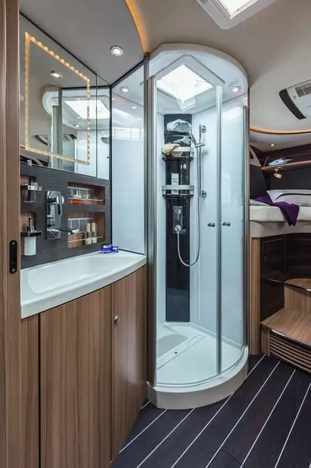 Inside the Knaus Sun I