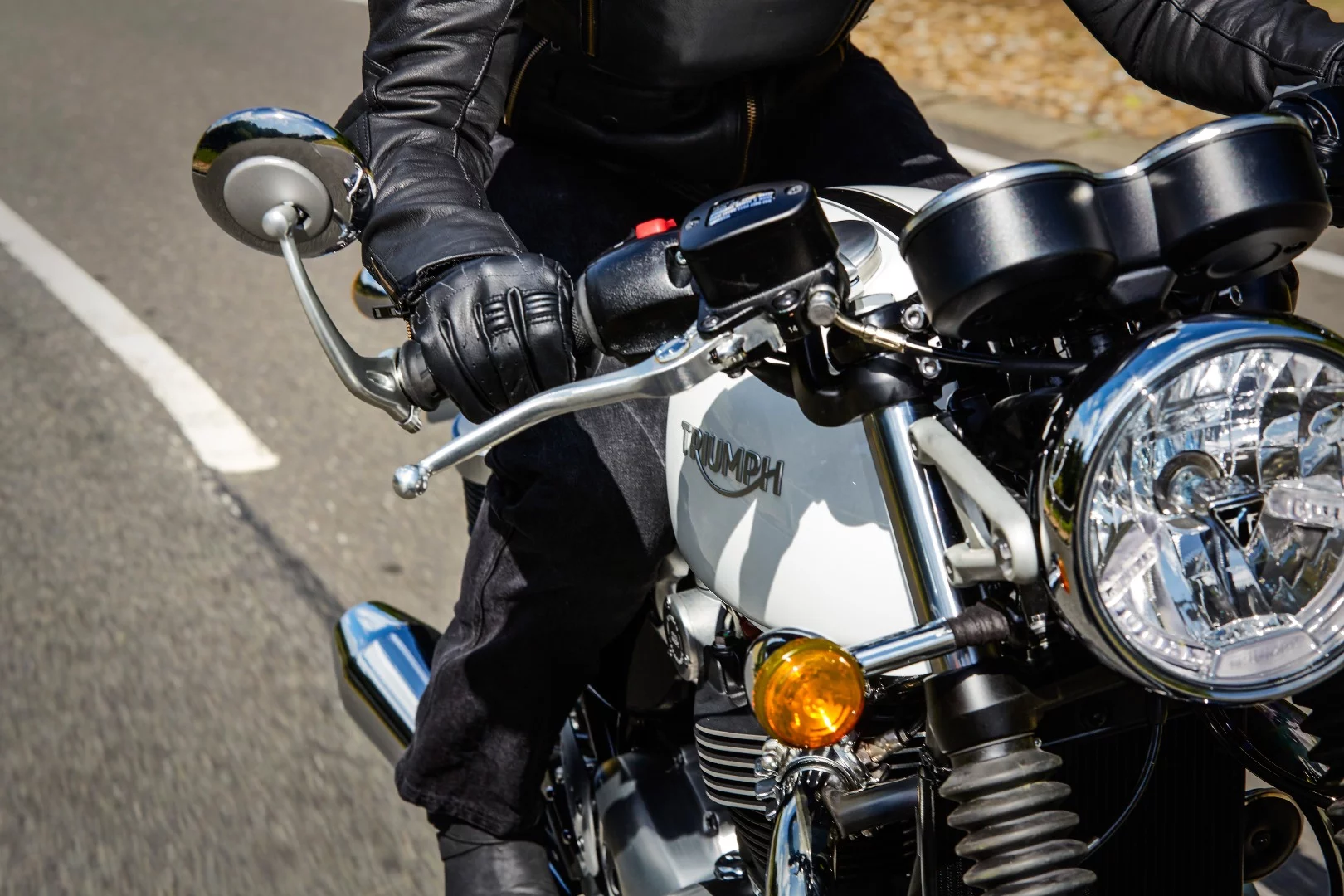 The Triumph Thruxton in action