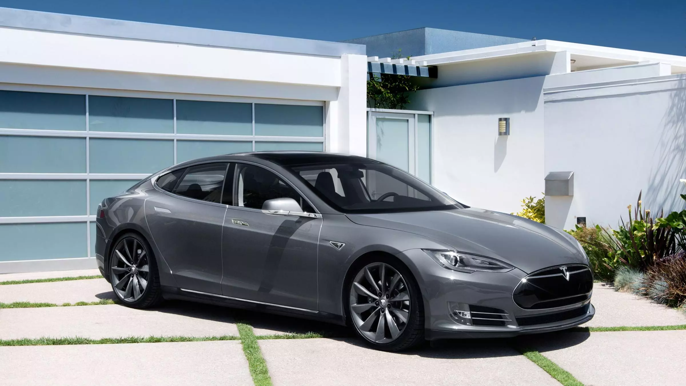 The Model III is set to compete head to head with the likes of BMW's 3-series, Audi's A4, Mazda's 3-series and a plethora of other similarly priced mid-sized vehicles