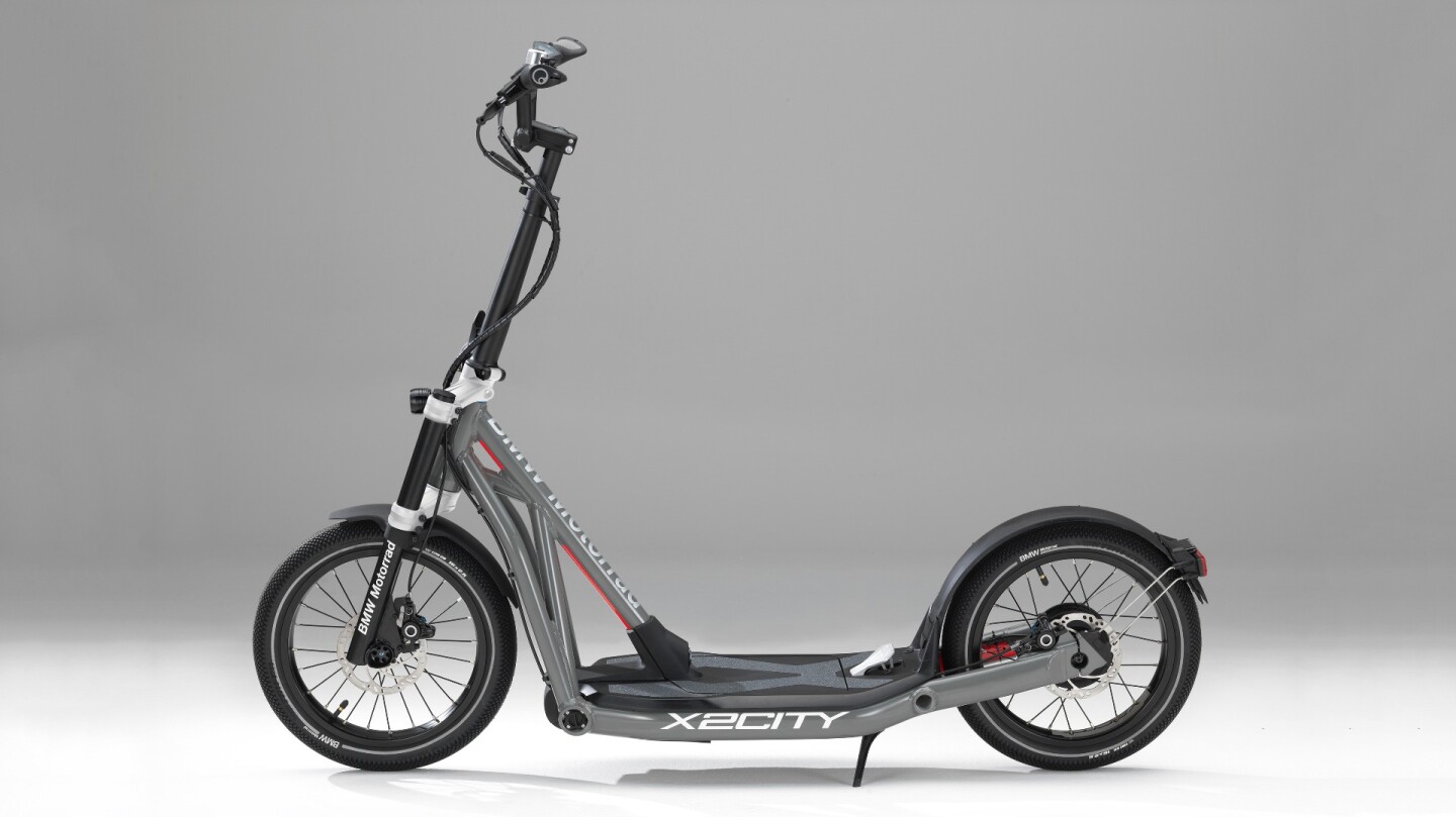 BMW to sell new 2850 X2City electric kick scooter through bike shops