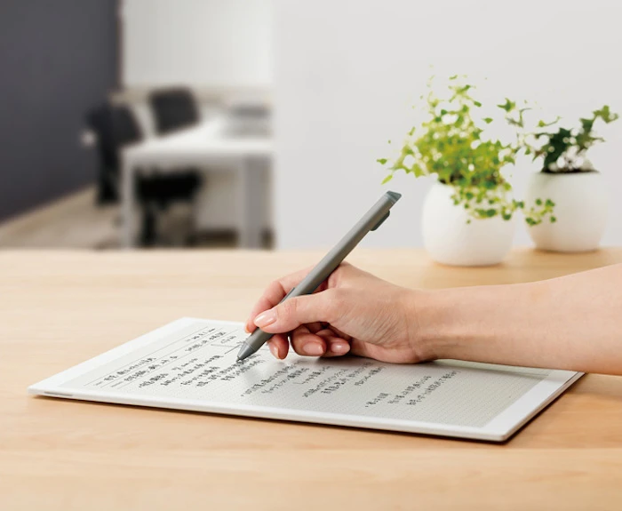 Sony has unveiled an upgraded version of its office-focused Digital Paper tablet