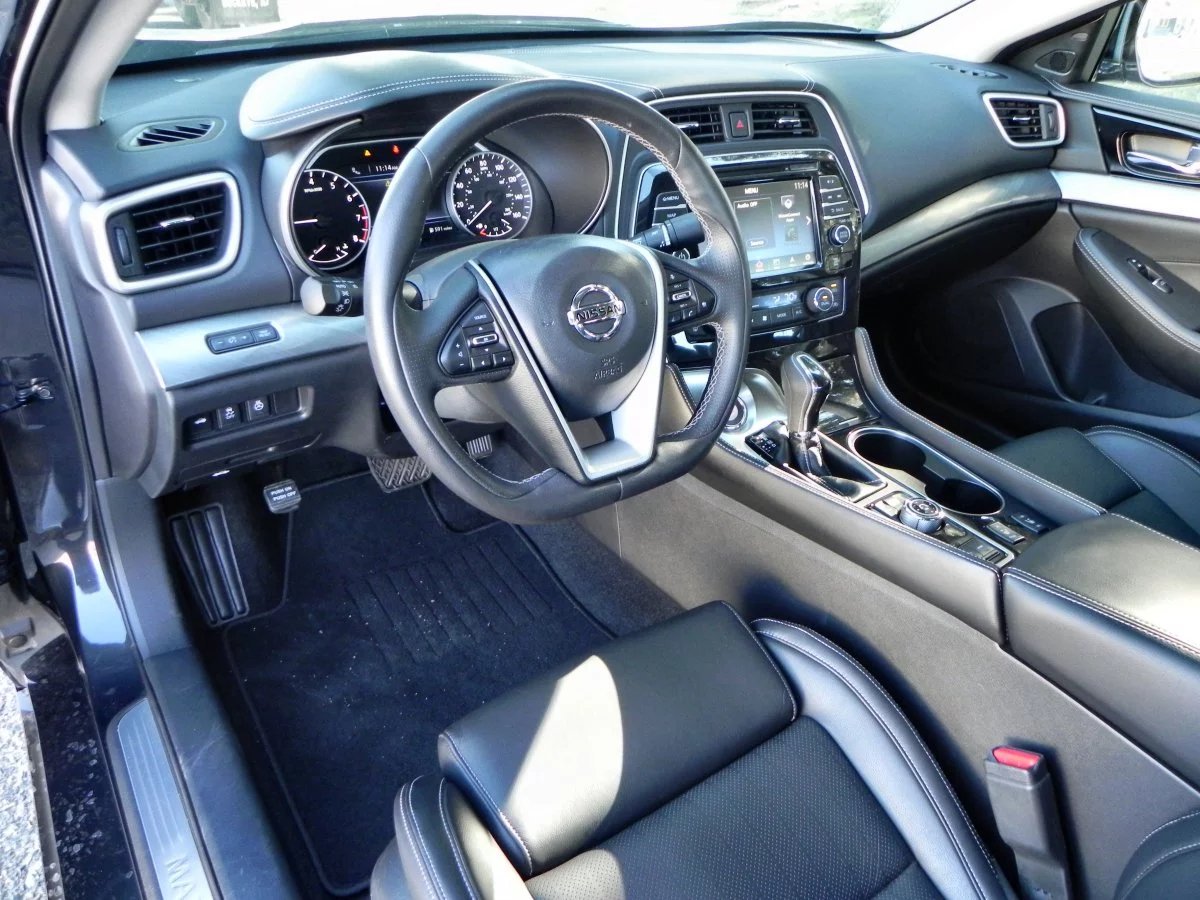 A very upscale design backed by quality materials and driver-centric ergonomics is immediately apparent inside the new Maxima