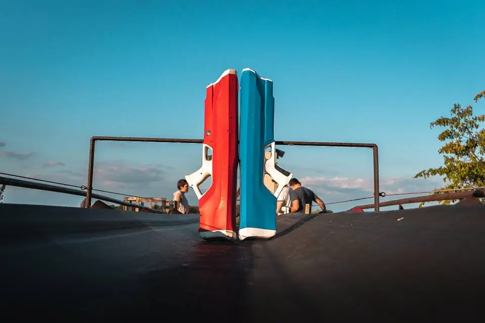 A single 6-hour charge of the Spyra One's battery is said to last for at least 45 tank-fills, or 1,125 shots
