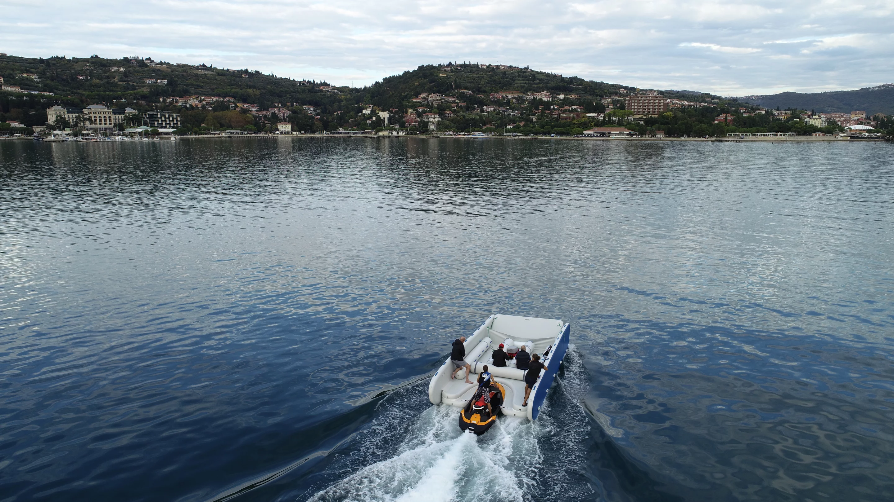Propelled by your choice of jet ski or outboard motor, the Ferryboat is far more spacious, durable and can carry heavier loads