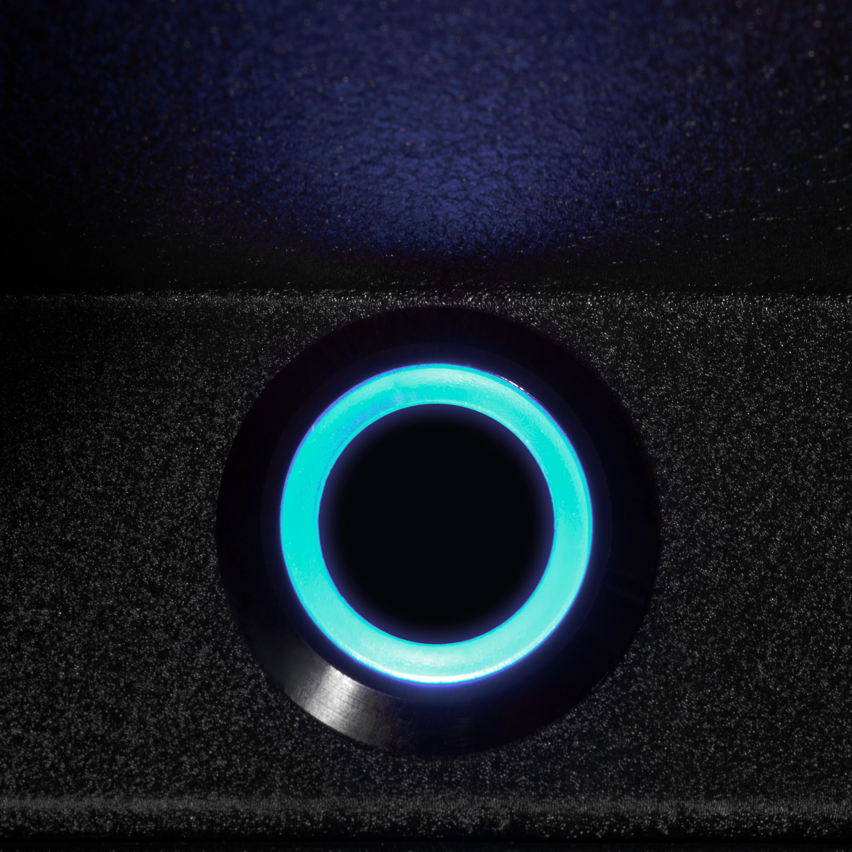 The Platform comes with Wireless-N and Bluetooth connectivity, hidden physical ports, single button operation and LED under-table illumination effects
