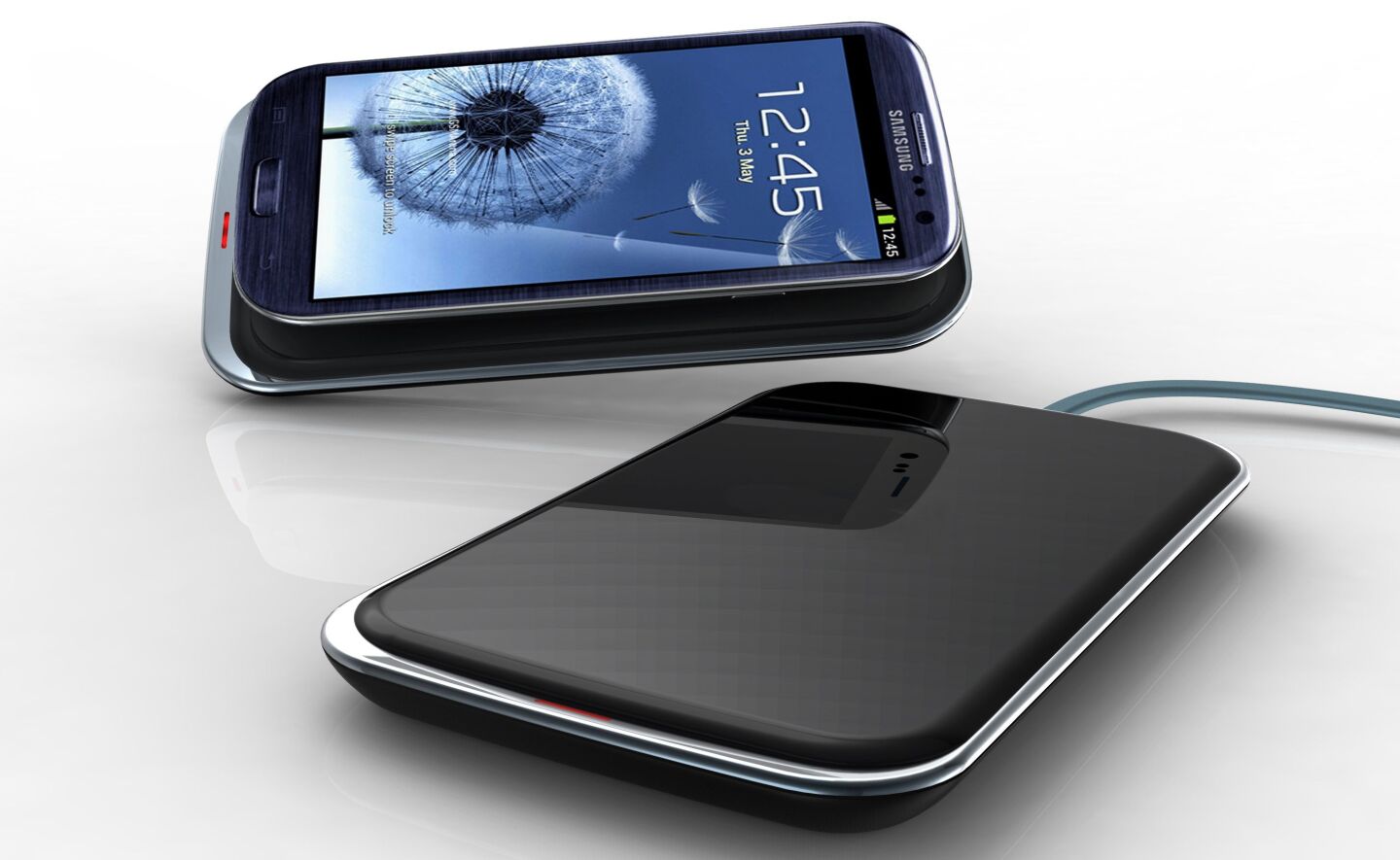 iBattz has unveiled a slew of new smartphone and tablet accessories – including the Smart Wireless Charger – at this year's CES