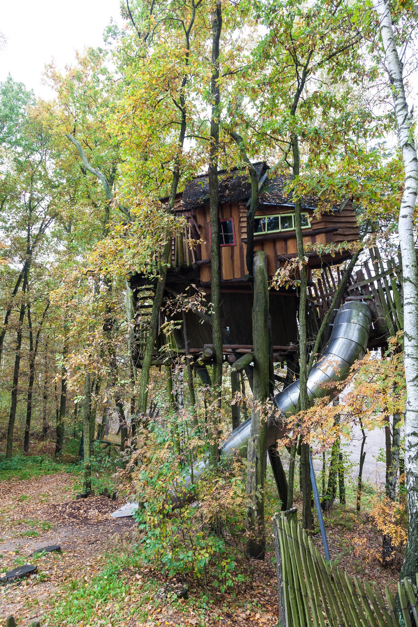 Kulturinsel Einsiedel: Part of the treehouse hotel, complete with exit slide