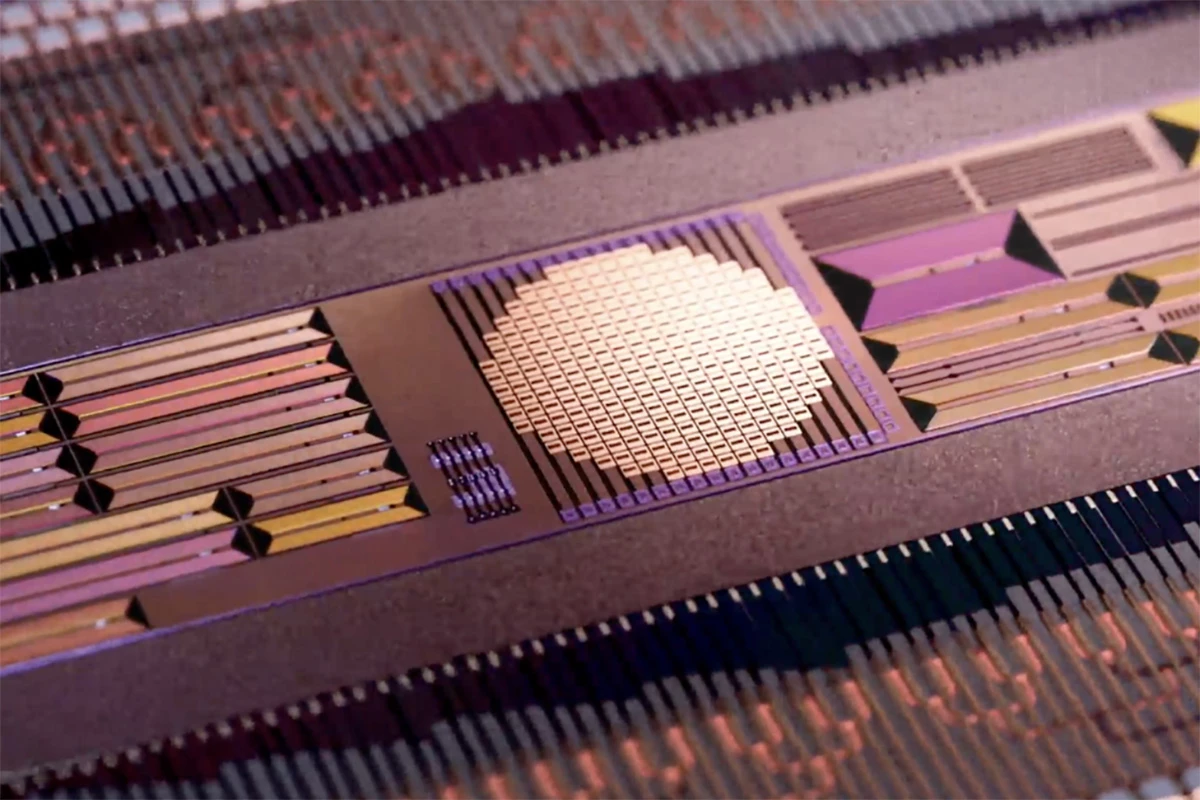 Taara's silicon photonic chip features an optical phased array system to precisely steer, track, and correct light so it can beam data over the air to another chip