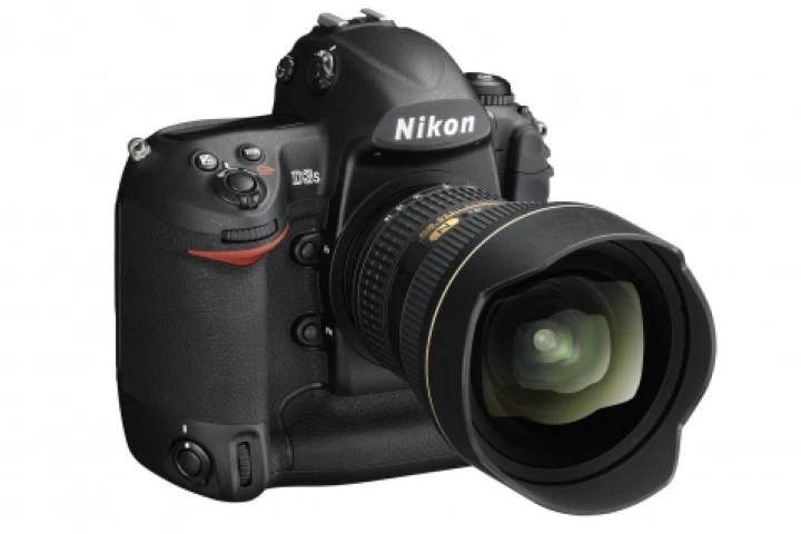 Nikon's new D3S12.1Mp professional D-SLR
