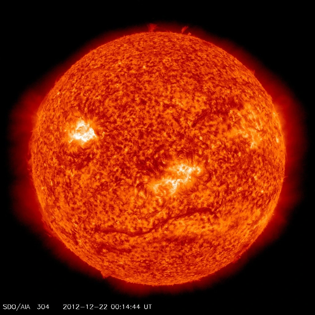 December 22, 2012: 21 December was not the end of the world and NASA's SDO satellite captured this image of the SUN on 12-22-12 at 00:14 (Image: NASA/NOAA GOES Project)