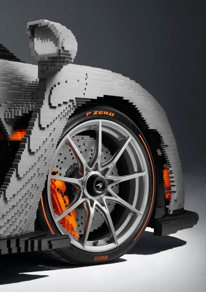 The Lego Mclaren Senna Is Somehow 500 Kg Heavier Than The Real One