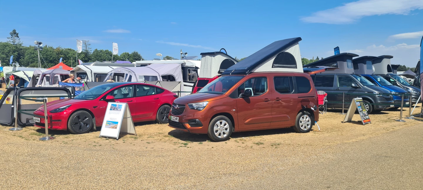 Wheelhome brought some interesting electric hardware to last month's Norfolk Motorhome & Campervan show, including the Vikenze III-e and a Dashaway e-caravan color-matched to a Tesla tow vehicle