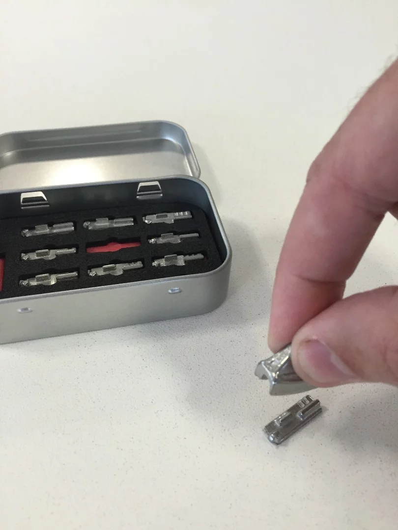 The Fretlocks come supplied with a positional rocker