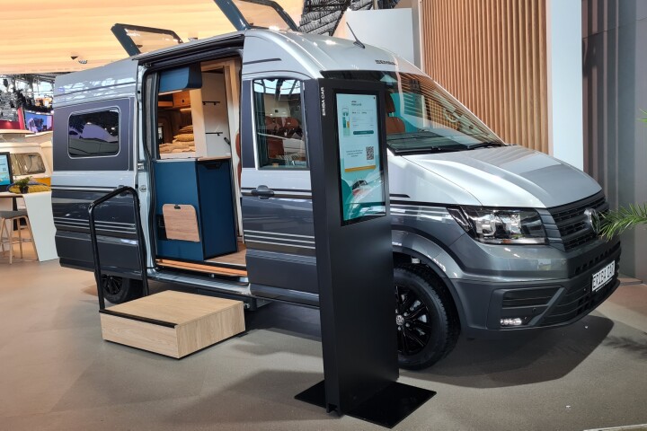 The most subdued color option: Metallic Indium Grey with Metallic Reflex Silver