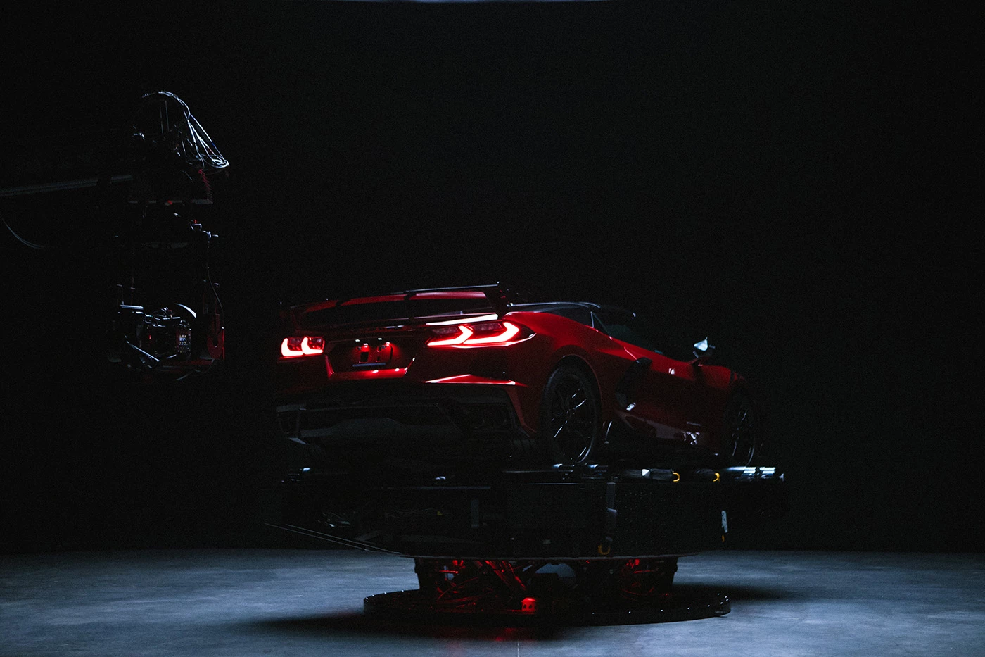 'Pedals' beneath each car wheel on the platform help mimic different driving conditions, spinning the tires and working the vehicle's suspension
