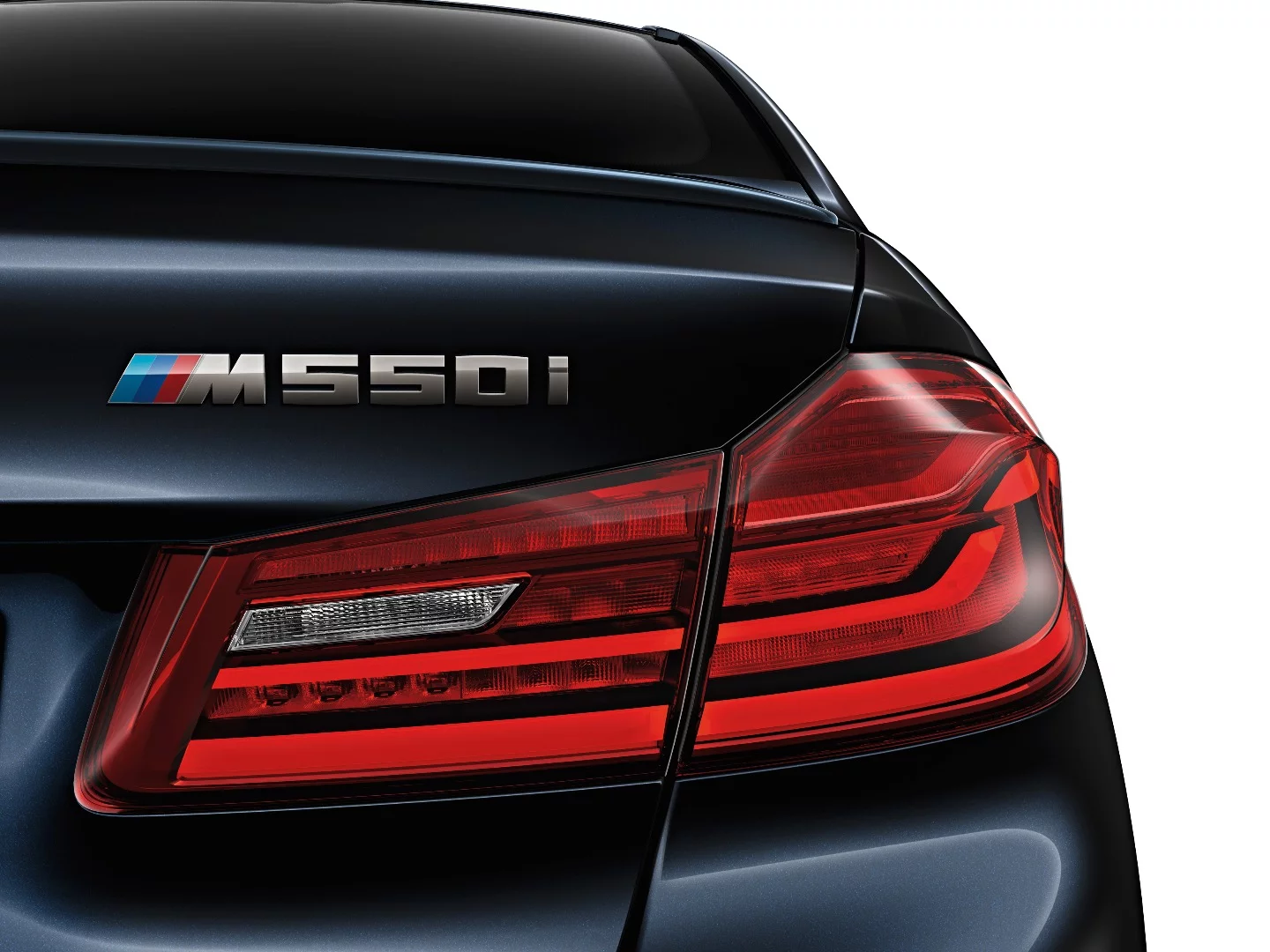 The BMW M550i will be on the market in March 2017