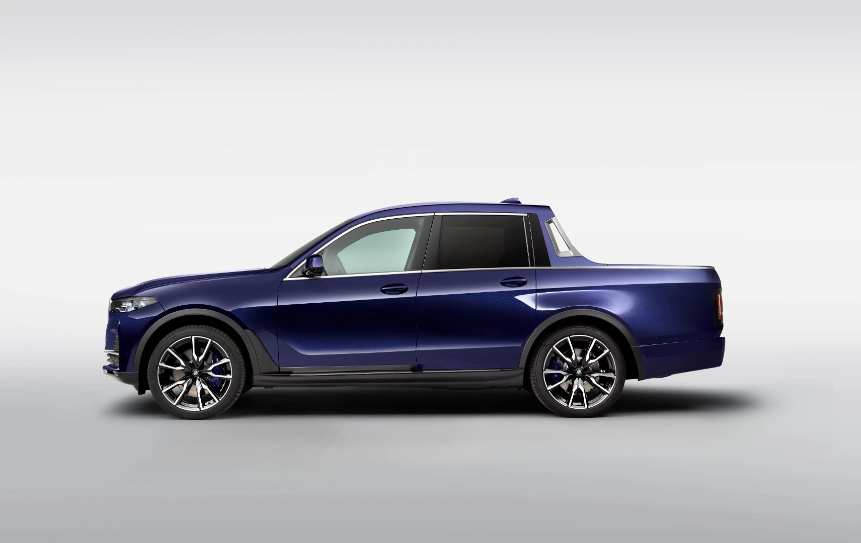 The pickup is based on a 340-hp X7 xDrive40i