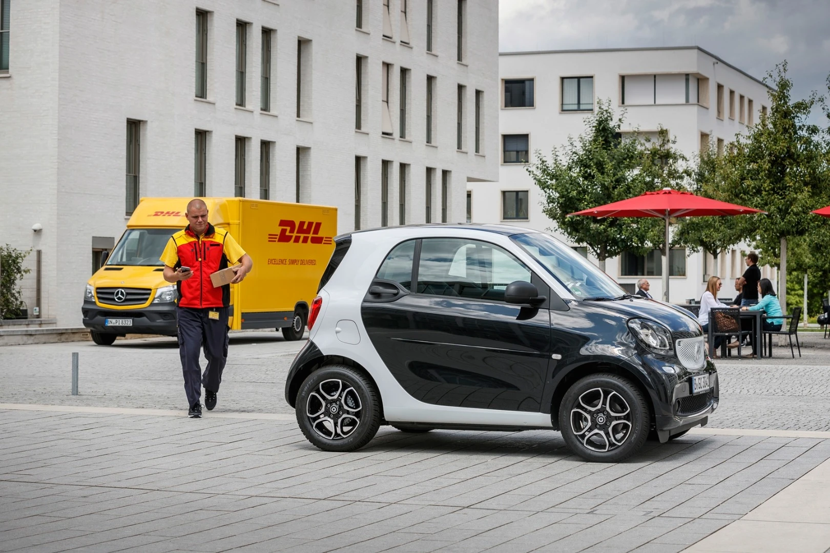 "Smart Ready to Drop" is the first innovation from the carmaker's "smart lab" think tank