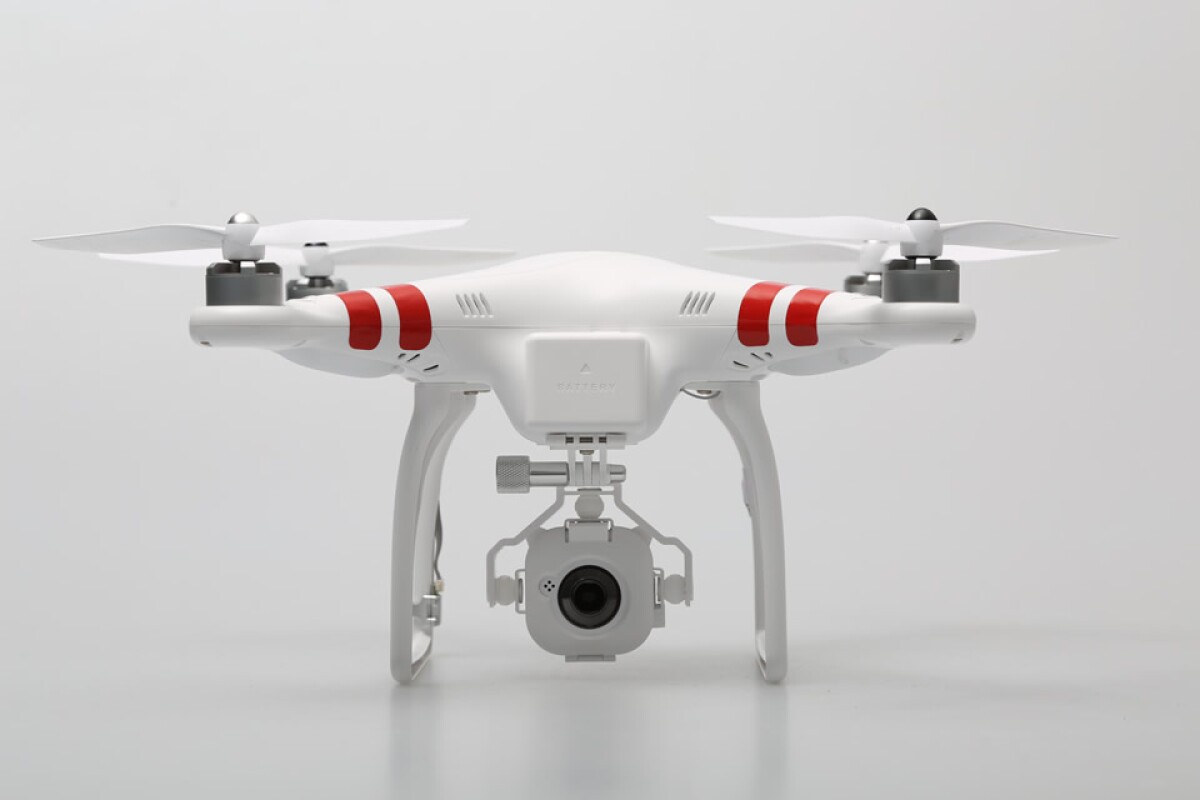 DJI releases mid-priced 2 and FC40 quadcopters