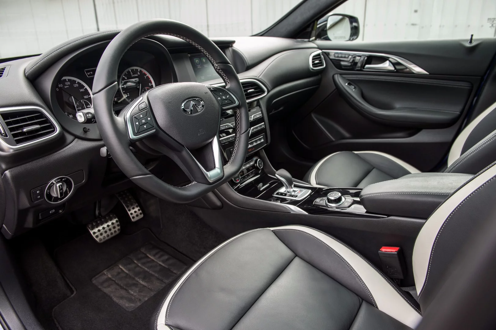 Seating up front in the 2018 QX30 is good with plenty of adjustment and enough headroom, legroom, and shoulder room to make most people feel accommodated