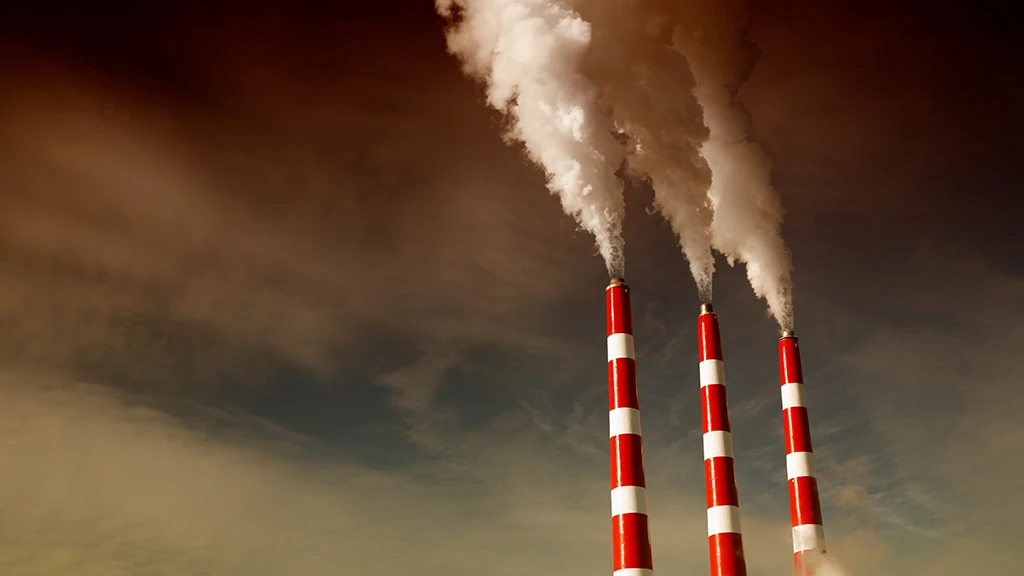 Cooling the emissions from coal-fired power plants would significantly reduce the levels of dangerous chemicals entering the atmosphere (Photo: Shutterstock)