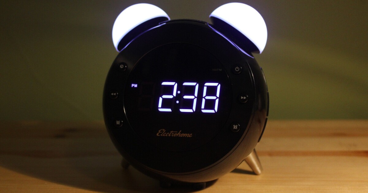 radio clock review