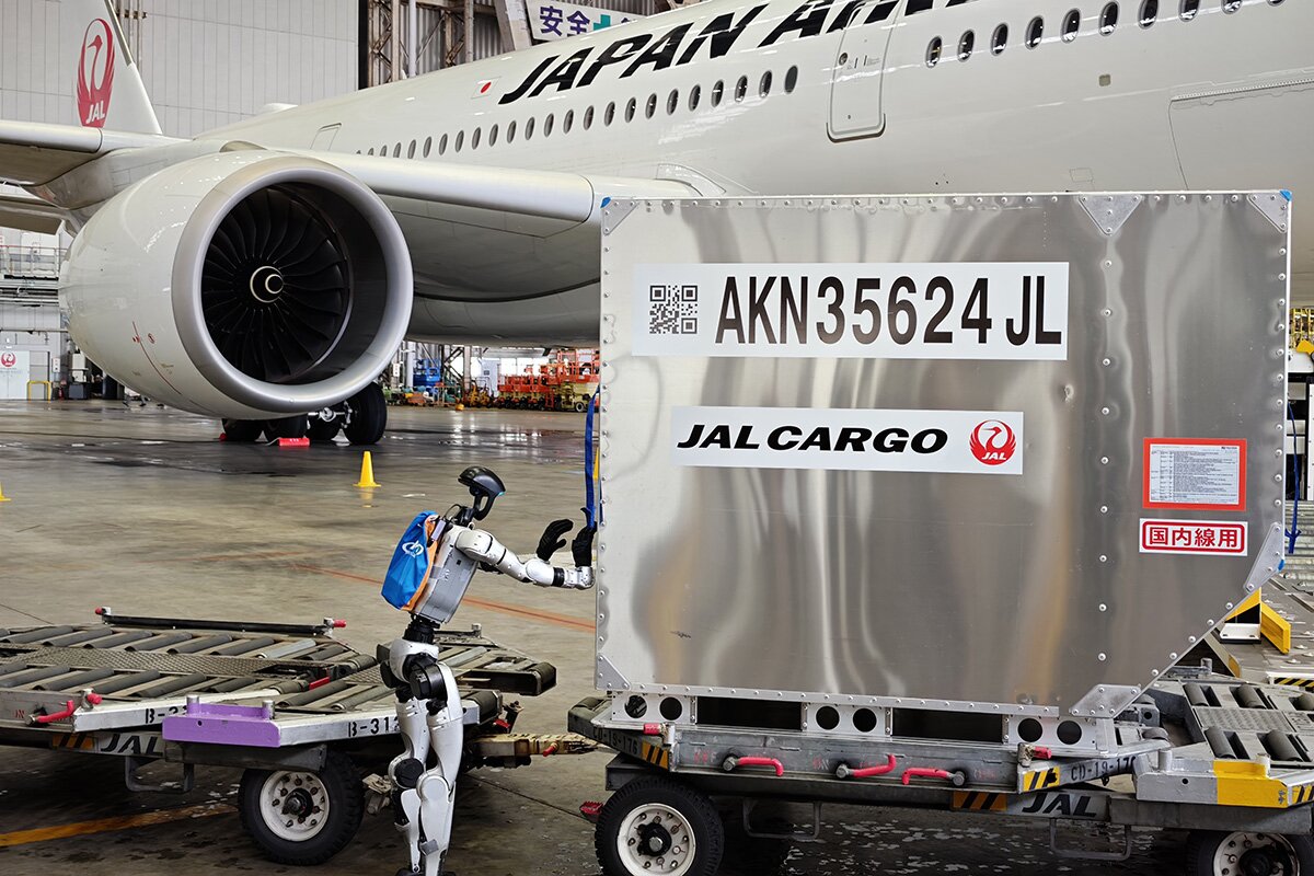 Humanoids will handle your baggage at Tokyo's short-staffed airport